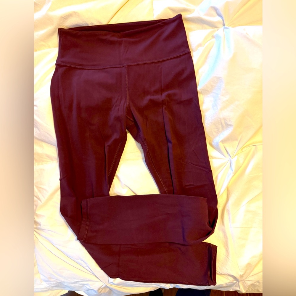 ATHLETA
CRANBERRY 7/8 length leggings
Elation